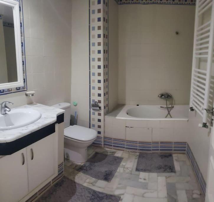 Appartement En Bord De Mer Monastir Exteriér fotografie